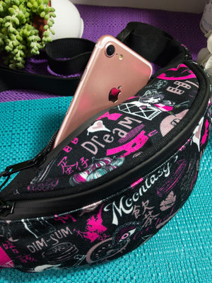 Hong Kong Pattern Crossbody Sling Bag (Black)